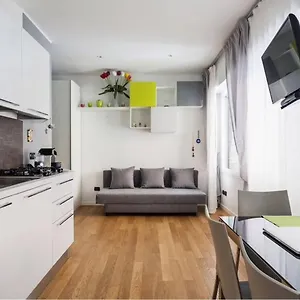 Apartamento Delizioso Bilocale In Bocconi - Porta Romana, Milán